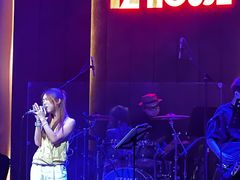 -TZ House音乐现场(来福士中心店)