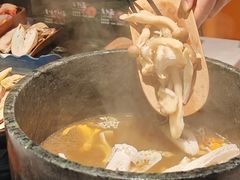 -芸山季·云南山珍菌火锅(人民广场来福士店)