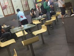 大堂-义顺牛奶公司(庇利金街店)