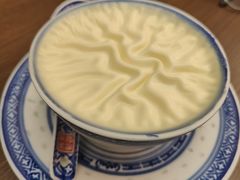 -广信牛奶甜品世家(台东店)