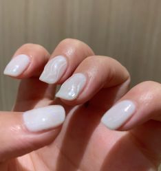 -雪奈传统美甲美睫