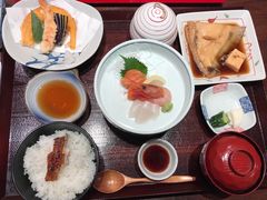-翔峰炭火鳗鱼(悦泰街里公寓店)