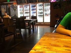 -40+精酿啤酒俱乐部(国投财富广场店)