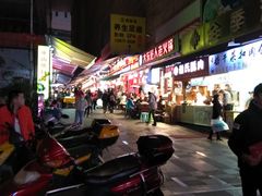 门面-八一好吃街·高品美食广场