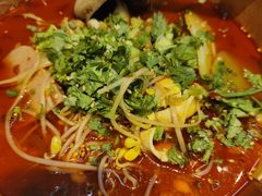 -成都你六姐·牛肉冒菜(上海环宇荟店)