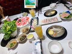 -泓炙颐凤鲜海鲜火锅料理(桐乡店)