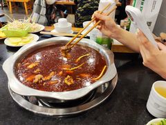 -冯记香辣兔火锅(茶店子总店)