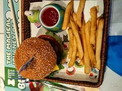 -水桶王国主题餐厅·聚会·生日派对·亲子活动·家庭套餐(亚龙湾希尔顿店)