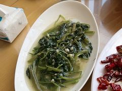 -严记小天府酸菜鱼(西四路店)