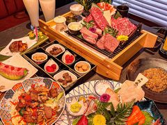 -铭牛烧肉·和牛海鲜自助(高新月牙湖店)