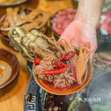 这家巷子里的这家老火锅，真的没白来～