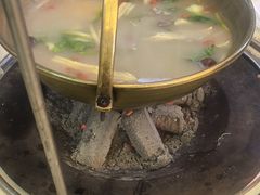-江湖亮亮蒸虾大排档烤全羊清真(武汉总店)