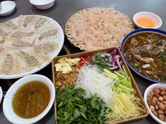 -官塘陈记鱼生·潮汕砂锅粥·牛肉火锅(潮枫路总店)