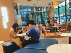 -奈雪的茶(青岛卓悦里INTOWN店)
