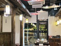 -聚汇三少·龙虾·中餐厅(莫邪路新天地店)