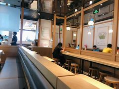 -老乡鸡(上海品尊国际中心店)