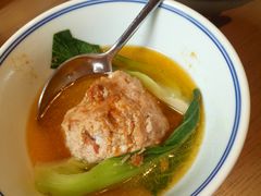 蟹粉狮子头-香园茶社·金陵小灶(老门东店)