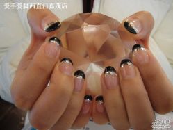 爱手爱脚-摩睫+皮肤管理·科学美容中心