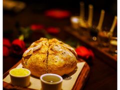 -恰餐厅及酒吧 CHAR Bar & Grill (北京丽都皇冠假日店)