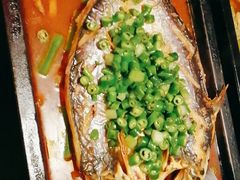 -夯鱼烤鱼·尔滨地标美食(国展店)
