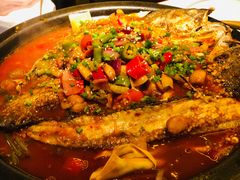 -鸣记脆皮烤鱼·海鲜烤鱼(三八广场店)