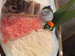 -左庭右院鲜牛肉火锅(七宝领展广场店)