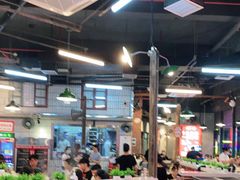大堂-憨铁匠老火锅(龙岗万科里店)