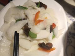 -卢大鲜鱼头捞饭(美利广场店)