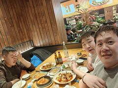 -金太阳海鲜烧烤·本地人餐厅(星海公园店)