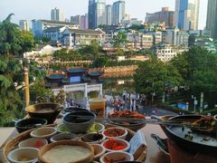 -包整·丝娃娃(一览甲秀楼风景店)