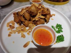 杏香脆皮牛腩-蝴蝶里·粤菜·点心(滨江龙湖店)