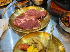 -胡悦里韩式烤肉(芝罘万达广场店)