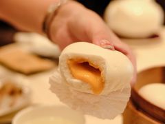 奶皇流沙包-御宝轩(益丰·外滩源店)