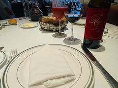 -Wolfgang’s Steakhouse 沃夫冈牛排馆(上海白玉兰广场店)