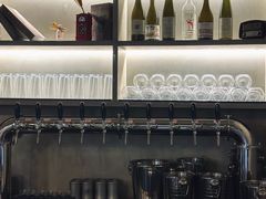 -mordew加州日记西餐&小酒馆(新天地店)