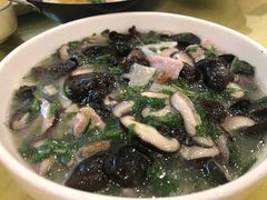 -侬佳蒸菜馆(听潮店)