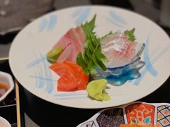 -铭牛烧肉·和牛海鲜自助(高新月牙湖店)