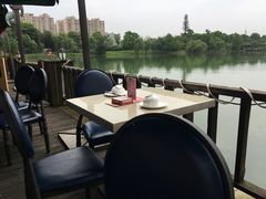 -有米猪港式餐厅