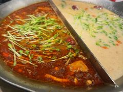 -湊湊火锅·茶憩(打浦桥日月光店)