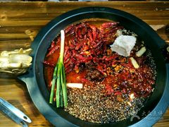 -黄潇洒老火锅(九眼桥宏济巷店)