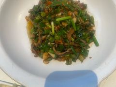 -阿瓦山寨·湘菜现炒·剁椒鱼头王(咸阳总店)