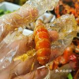 在街边吃龙虾喝啤酒是最近南京人待客的最高礼仪