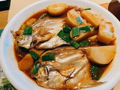 家烧鲳鱼年糕-荣小馆(椒江青悦城店)