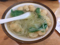 油豆腐粉丝汤-小姜锅贴(凤凰街店)