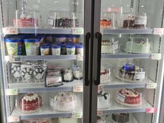 面包甜点陈列柜-DQ·蛋糕·冰淇淋(太原街万达店)