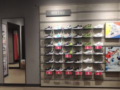 -耐克(恒隆广场店)