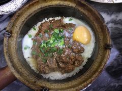 窝蛋牛肉煲仔饭-红星光发煲仔饭(大石街店)