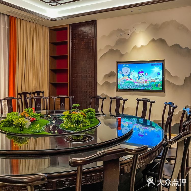 升级不加价‼️从初中吃到现在的牛蛙火锅店