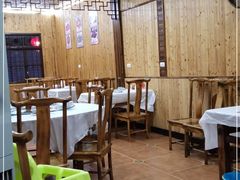 大堂-邱记私房菜·十八年本地菜