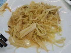 -瑞丰园庭院餐厅·白族传统家常菜